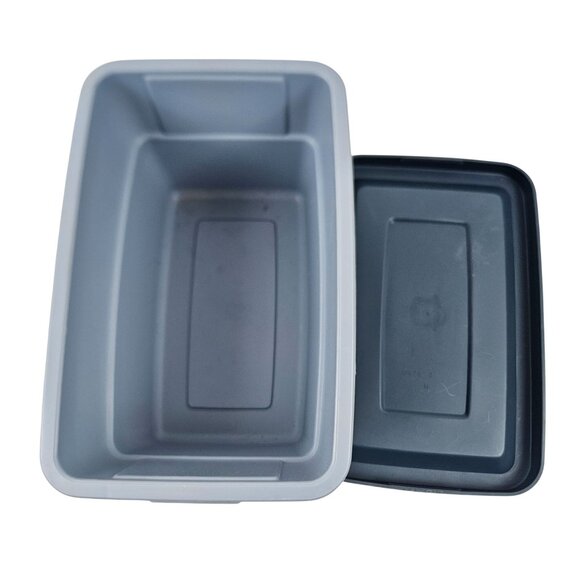 Rubbermaid Roughneck Small Storage Tote With Lid Blue Model 0475 1 Gallon Tub - Picture 7 of 10